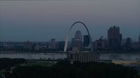 5.7K stock footage aerial video flyby Gateway Arch and the skyline of Downtown St. Louis, Missouri, at twilight Aerial Stock Footage | DX0001_000914
