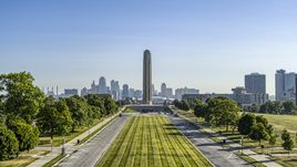 The historic WWI memorial in Kansas City, Missouri Aerial Stock Photos | DXP001_043_0013