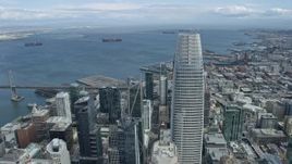 6K aerial stock footage fly past Salesforce Tower in downtown, tilt to South of Market skyscrapers, San Francisco, California Aerial Stock Footage | AX0173_0042