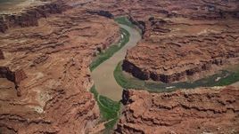 5.5K aerial stock footage flyby Colorado River between mesas in Meander Canyon, Canyonlands National Park, Utah Aerial Stock Footage | AX136_251