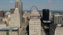 5.7K aerial stock footage descend by 22nd Judicial Circuit Court building in Downtown St. Louis, Missouri Aerial Stock Footage | DX0001_000787