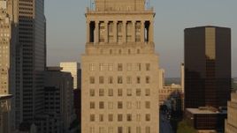 5.7K aerial stock footage of a courthouse building while descending at sunset, Downtown St. Louis, Missouri Aerial Stock Footage | DX0001_000843