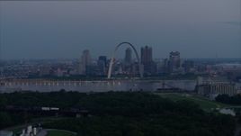 5.7K aerial stock footage of the Mississippi River, the Gateway Arch, and Downtown St. Louis, Missouri, twilight Aerial Stock Footage | DX0001_000905