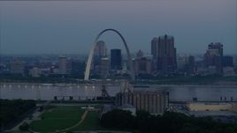 5.7K aerial stock footage of the famous Arch and Downtown St. Louis, Missouri, skyline at twilight Aerial Stock Footage | DX0001_000908