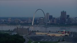 5.7K aerial stock footage of the Gateway Arch and Downtown St. Louis, Missouri, skyline at twilight Aerial Stock Footage | DX0001_000909