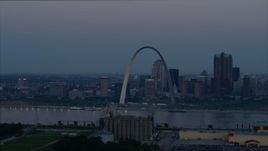 5.7K aerial stock footage of the famous Gateway Arch and Downtown St. Louis, Missouri, skyline at twilight Aerial Stock Footage | DX0001_000910