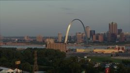 5.7K aerial stock footage of morning sunlight reflecting off the St. Louis Arch in Downtown St. Louis, Missouri Aerial Stock Footage | DX0001_000952