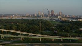5.7K aerial stock footage of light traffic on I-55 and the Gateway Arch at sunrise, Downtown St. Louis, Missouri Aerial Stock Footage | DX0001_000969