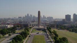 5.7K aerial stock footage ascend by the WWI memorial for view of skyline in Kansas City, Missouri Aerial Stock Footage | DX0001_001080