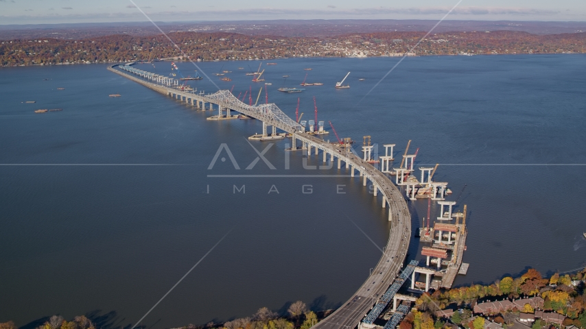 Tappan Zee Bridge spanning the Hudson River in Autumn, Tarrytown, New York Aerial Stock Photo AX119_087.0000128F | Axiom Images