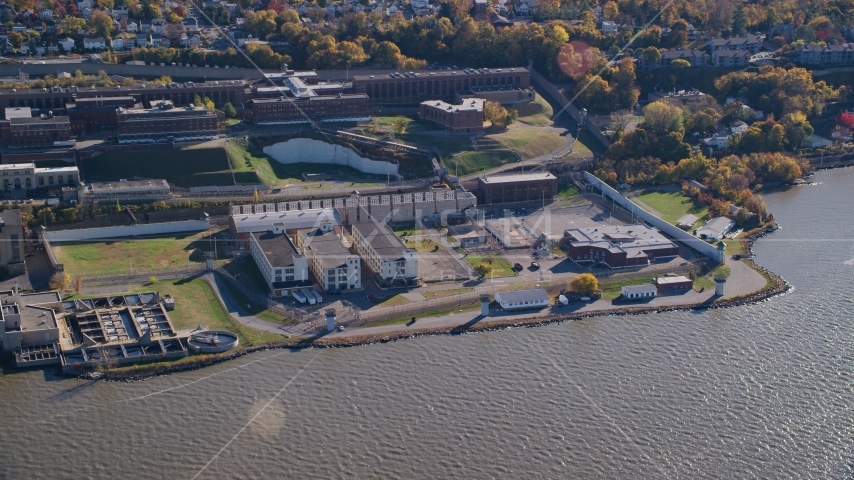 Sing Sing Prison by the Hudson River in Autumn, Ossining, New York Aerial Stock Photo AX119_121.0000063F | Axiom Images