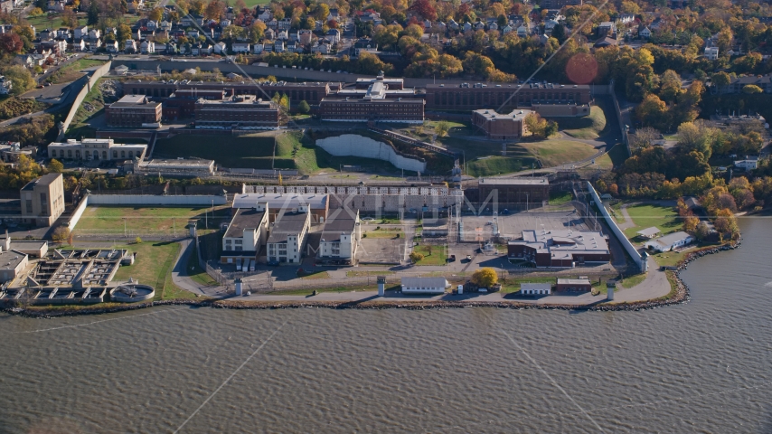 The Sing Sing Prison facility in Autumn, Ossining, New York Aerial Stock Photo AX119_121.0000225F | Axiom Images