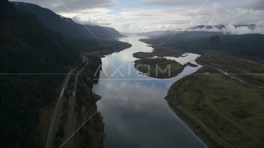 The Columbia River and I-84 highway near islands in Columbia River Gorge Aerial Stock Photo AX154_179.0000286F | Axiom Images