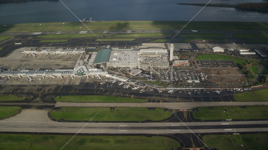 A view of Portland International Airport, Oregon Aerial Stock Photo AX154_223.0000244F | Axiom Images