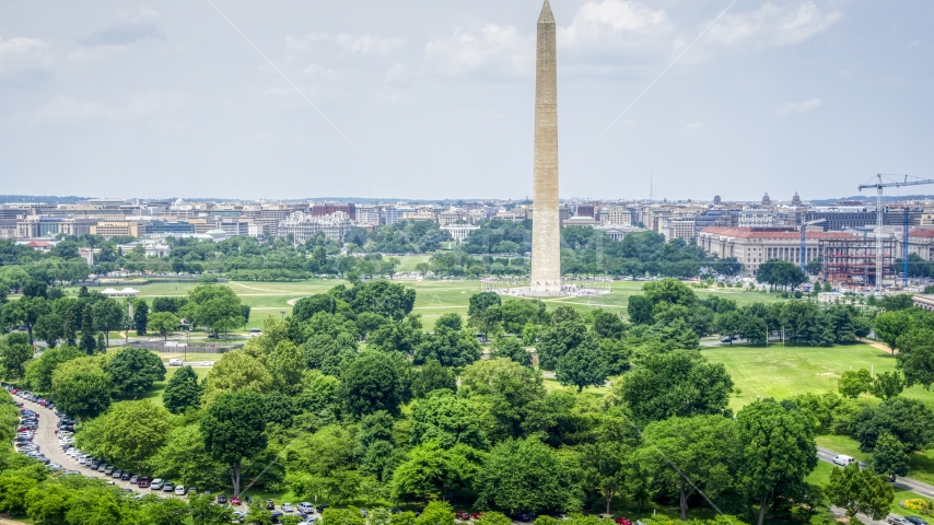 A view of the Washington Monument in Washington DC Aerial Stock Photo AXP074_000_0009F | Axiom Images