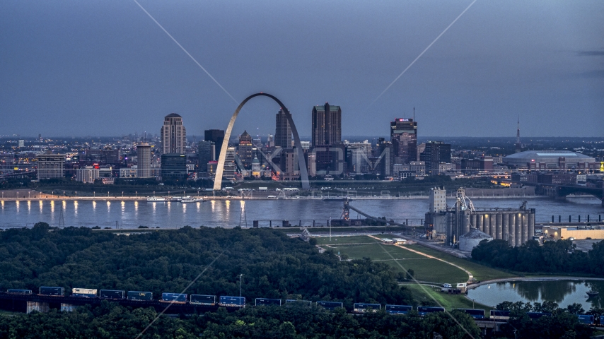 The Gateway Arch and the Mississippi River at twilight, Downtown St. Louis, Missouri Aerial Stock Photo DXP001_037_0003 | Axiom Images