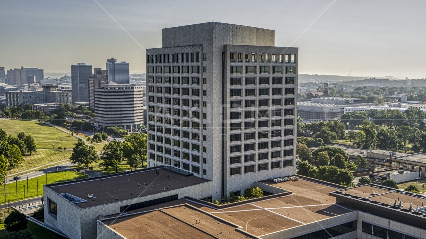 A federal office building in Kansas City, Missouri Aerial Stock Photo DXP001_043_0002 | Axiom Images