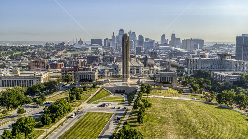The WWI memorial and museum in Kansas City, Missouri, with a view of the downtown skyline Aerial Stock Photo DXP001_043_0006 | Axiom Images