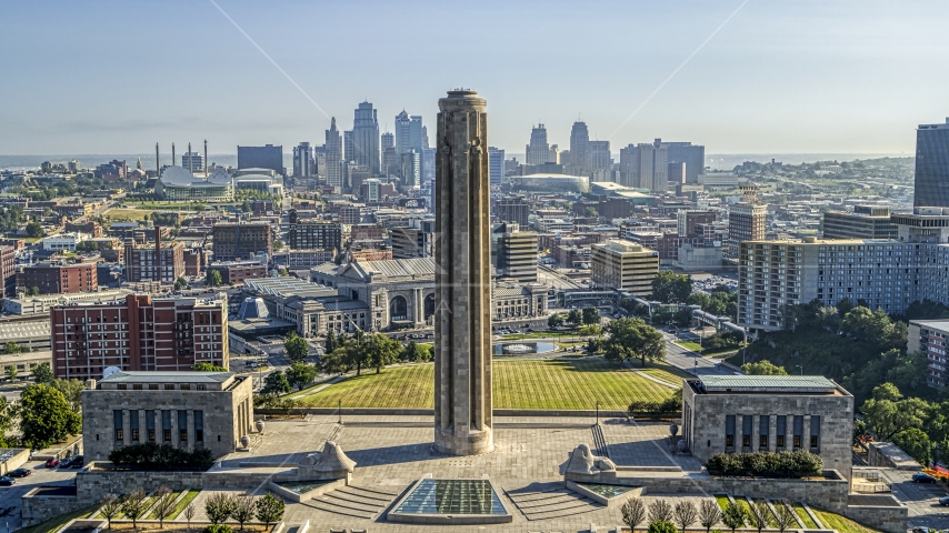 Close-up view of the WWI Museum and Memorial with the Kansas City, Missouri skyline behind it Aerial Stock Photo DXP001_043_0017 | Axiom Images