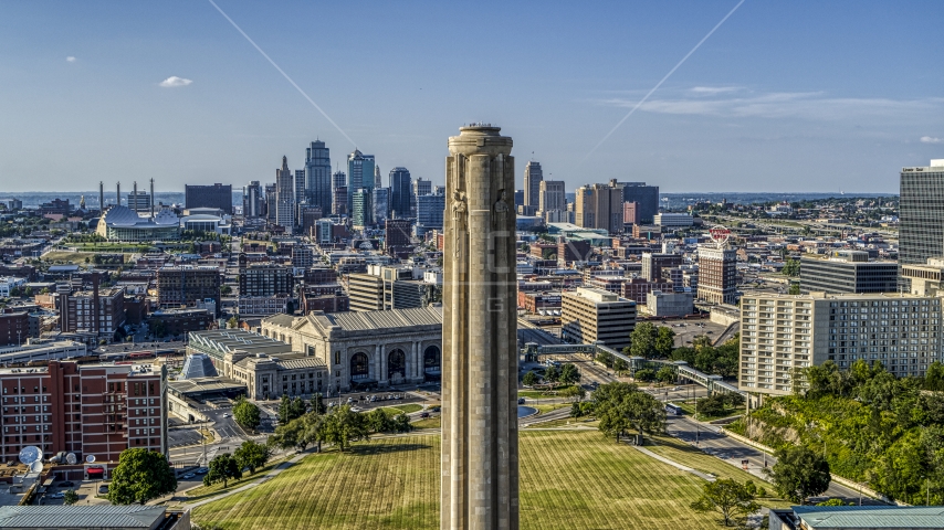 The city skyline and close-up of the WWI memorial, Kansas City, Missouri Aerial Stock Photo DXP001_044_0015 | Axiom Images