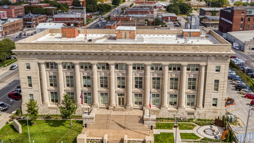 The front steps of Des Moines Police Department building in Des Moines, Iowa Aerial Stock Photo DXP002_165_0004 | Axiom Images
