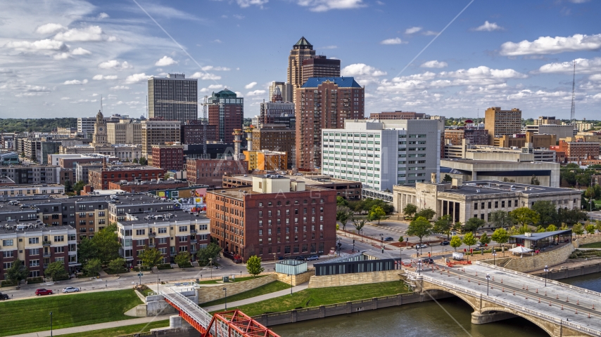A view of government offices and skyline, Downtown Des Moines, Iowa Aerial Stock Photo DXP002_165_0008 | Axiom Images