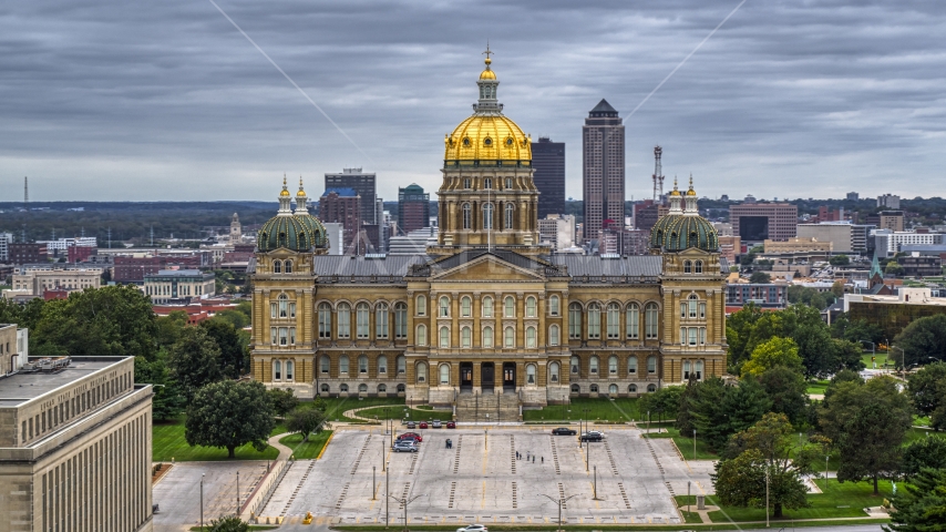 The front side of the Iowa State Capitol building in Des Moines, Iowa Aerial Stock Photo DXP002_166_0009 | Axiom Images