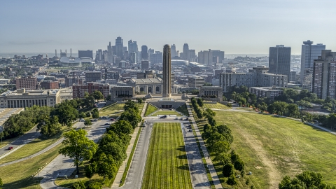 DXP001_043_0015 - Aerial stock photo of The historic WWI memorial and museum with the Downtown Kansas City, Missouri skyline in the distance