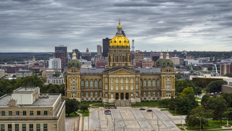 DXP002_165_0021 - Aerial stock photo of The Iowa State Capitol in Des Moines, Iowa in front of the city skyline