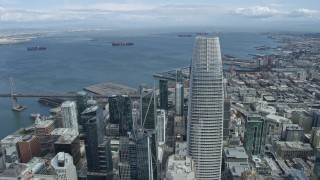 AX0173_0042 - 6K aerial stock footage fly past Salesforce Tower in downtown, tilt to South of Market skyscrapers, San Francisco, California