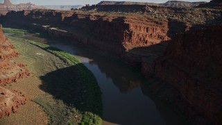 AX138_084 - 5.5K aerial stock footage of the Colorado River in Goose Neck, Meander Canyon, Canyonlands National Park, Utah