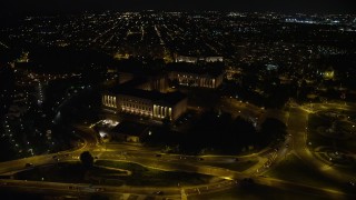 AX81_073E - 4.8K aerial stock footage approaching the Philadelphia Museum of Art from Schuylkill River, Pennsylvania, Night