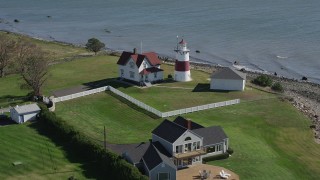 AX91_123 - 4K aerial stock footage of approaching Stratford Point Light in Stratford, Connecticut