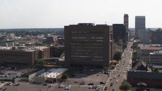 DX0002_184_002 - 5.7K aerial stock footage stationary view of the county courthouse in Downtown Memphis, Tennessee