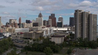 DX0002_189_020 - 5.7K aerial stock footage a view of the skyline while descending, Downtown Detroit, Michigan