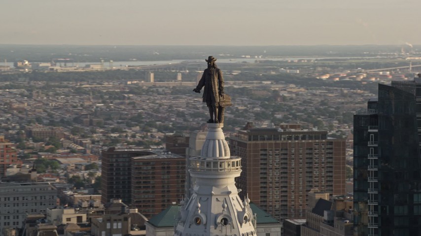 Drone footage William Penn Statue Philad, Stock Video