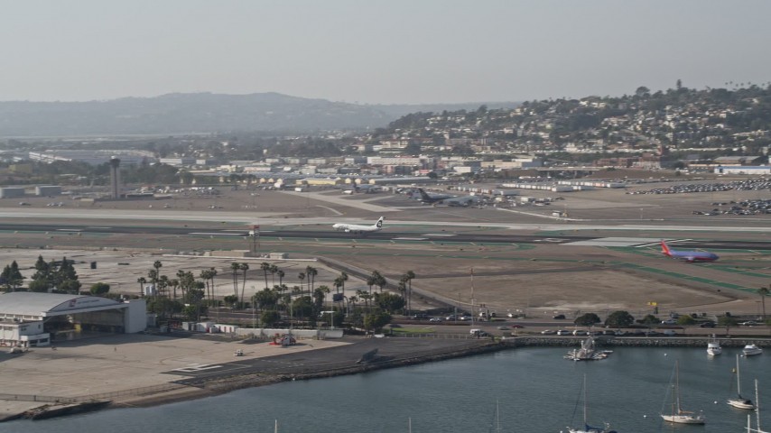 San Diego International Airport, CA